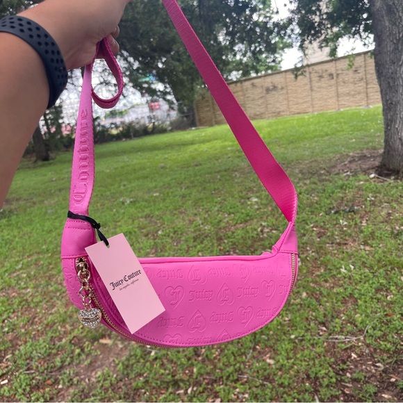 NWT Juicy Couture
Juicy Pink Upgrade U Fanny Pack
New with tags - Picture 5 of 11